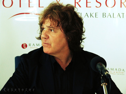 tumblr_malz43ENIU1qihu3t